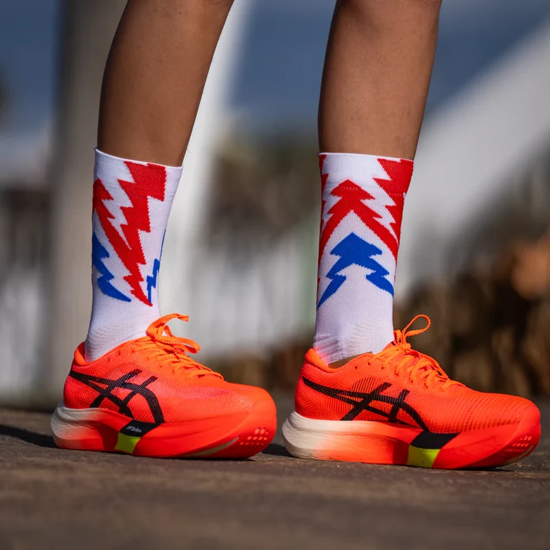 Chaussettes running sporks THUNDER white