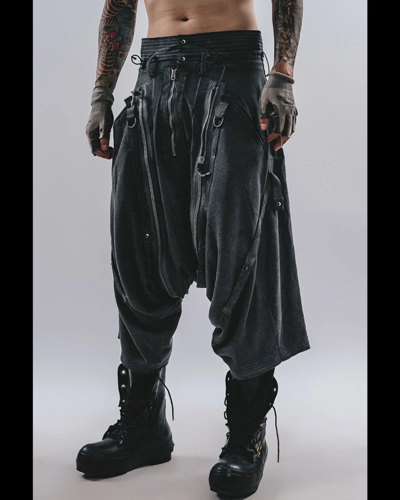 Wasteland Deconstructed Variable Style Baggy Shorts