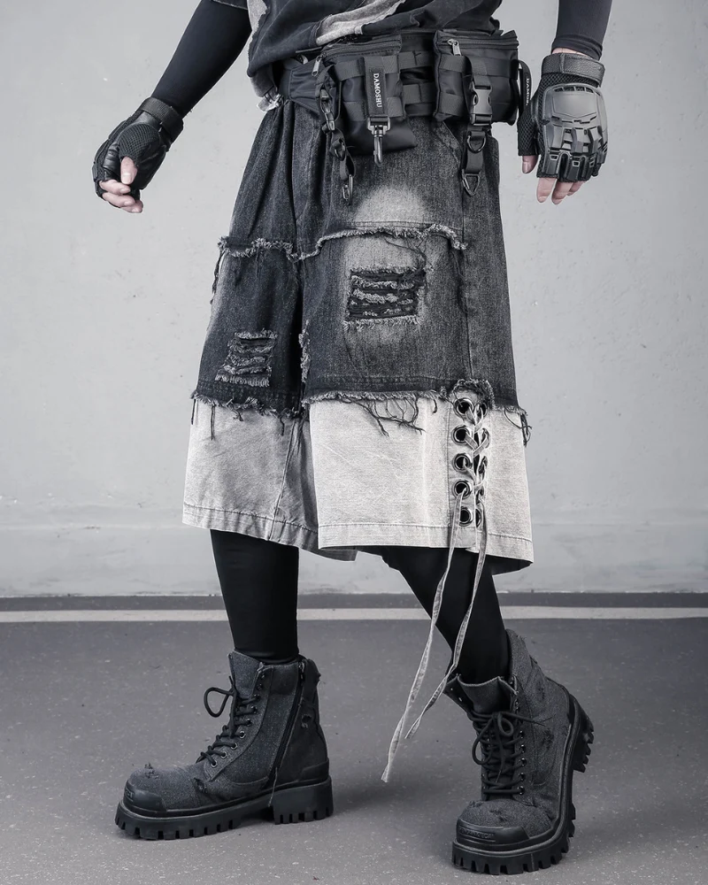 High-Street Wasteland Ripped Hem Washed Denim Shorts