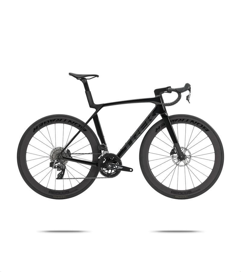 Madone SL 6 Rival AXS Gen 8 Road Bike