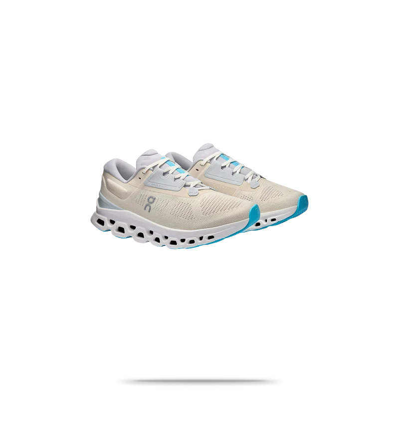 Cloudstratus 3 Womens Running Shoes
