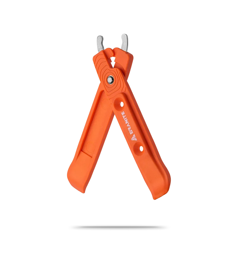 Talon Tyre Lever and Chain Link Tool