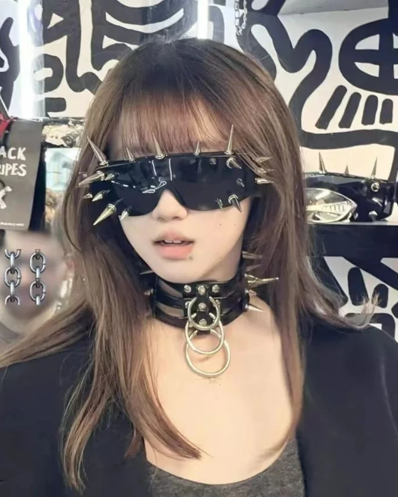 Y2K Rivet Rock Punk Sunglasses
