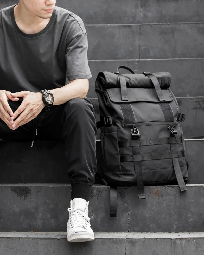 Streetwear Outdoor Multi-Functional Tech Backpack