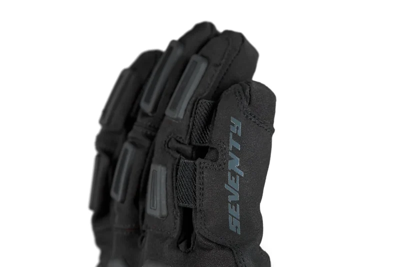 SEVENTY DEGREES SD-T13 ASPEN LIGHT GUANTES DE MOTO HOMBRE NEGRO ROJO