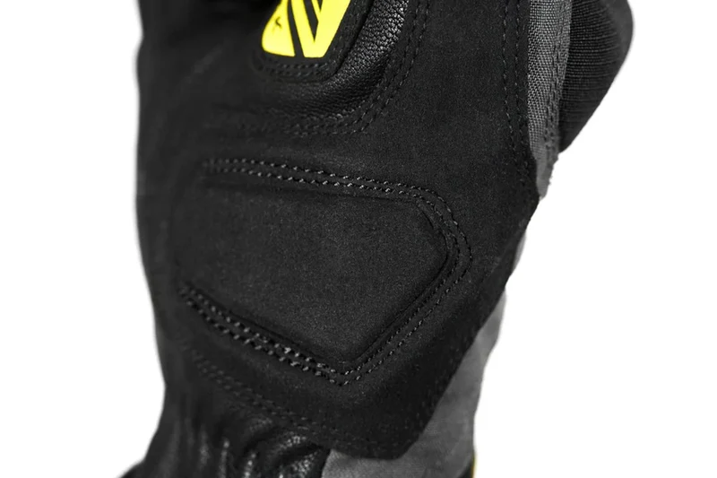 SEVENTY DEGREES SD-T55 ATAK DEPORTIVOS GUANTES DE MOTO HOMBRE GRIS NEGRO AMARILLO FLUOR