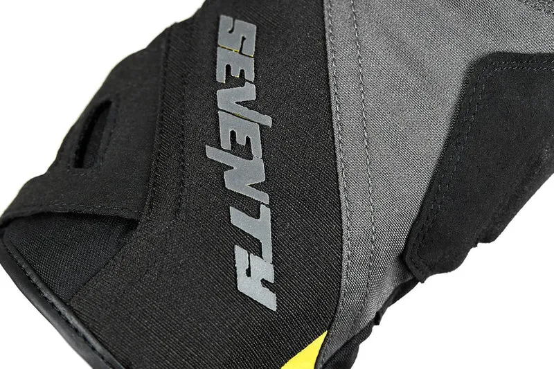SEVENTY DEGREES SD-T55 ATAK DEPORTIVOS GUANTES DE MOTO HOMBRE GRIS NEGRO AMARILLO FLUOR
