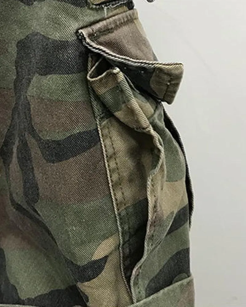 Street-Ready Mens Camo Cargo Jorts