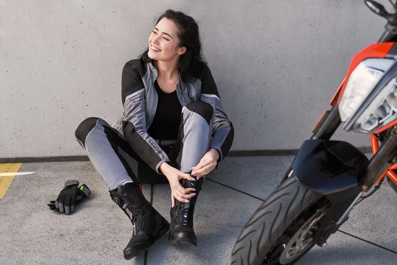 SHIMA STRATO BOTAS DE MOTO MUJER NEGRO ROJO