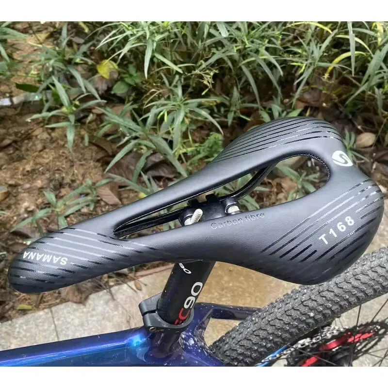 AirVelo™ | Selle velo route en carbone avec ventilation et maintien longue durée