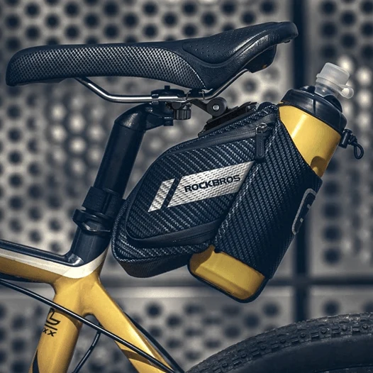 ProofSaddleBottlePouch™ | Sacoche de selle avec porte-bouteille intégré et design étanche