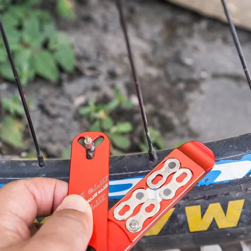 ClampPro™ | Pince chaine velo 5 en 1 avec démonte-pneu intégré